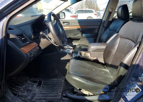 2013 Subaru Outback 2.5I Limited z USA, uszkodzony, nr VIN 4S4BRCLC5D3246211